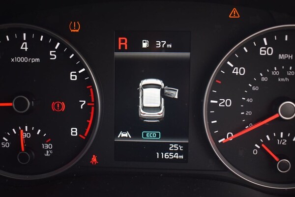 Used Kia Stonic 2021 for sale - 75585282: Photo 22