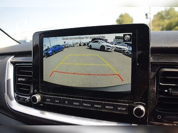 Used Kia Stonic 2021 for sale - 75585282: Photo