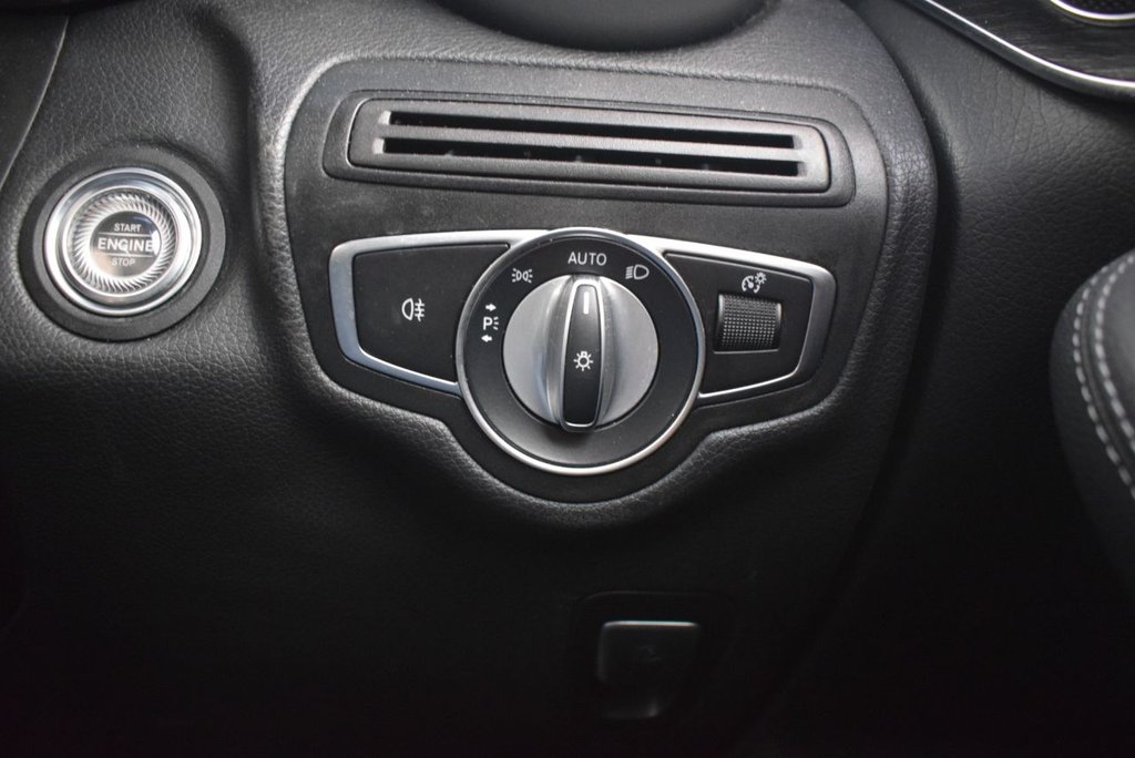 Used Mercedes-Benz GLC 2021 for sale - 78082421: Photo 28