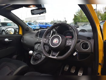 Used Abarth 595 2021 for sale - 78271608: Photo