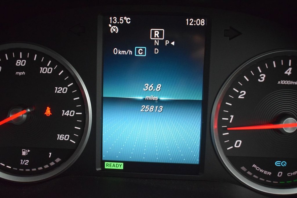 Used Mercedes-Benz C Class 2018 for sale - 77407754: Photo 25