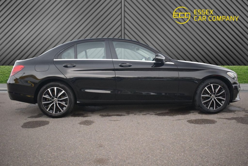 Used Mercedes-Benz C Class 2018 for sale - 77407754: Photo 9