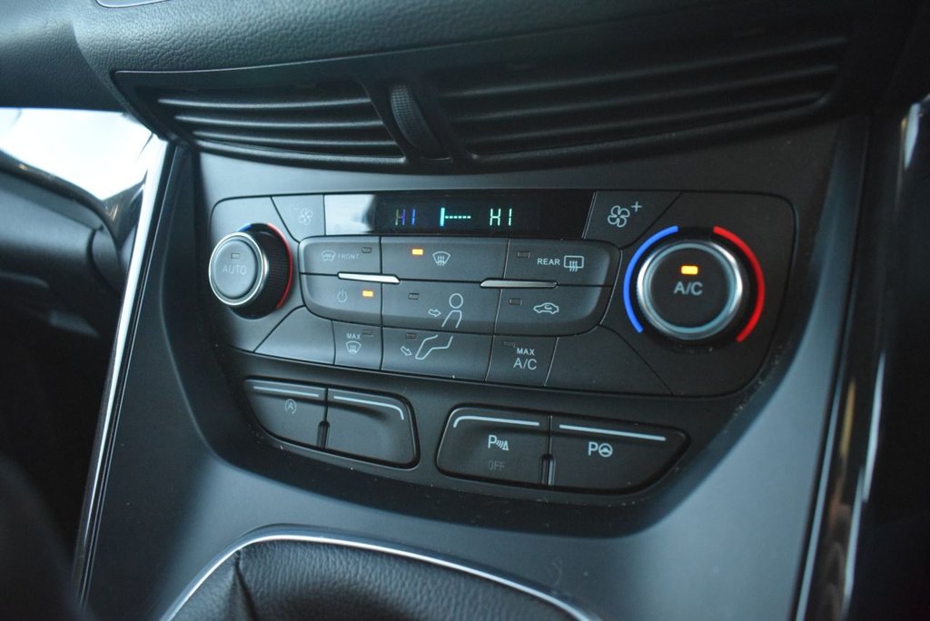 Used Ford Kuga 2018 for sale - 76840839: Photo 26