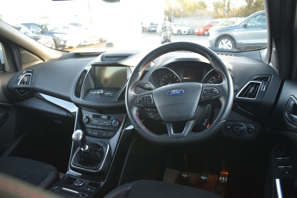 Used Ford Kuga 2018 for sale - 76840839: Photo 3