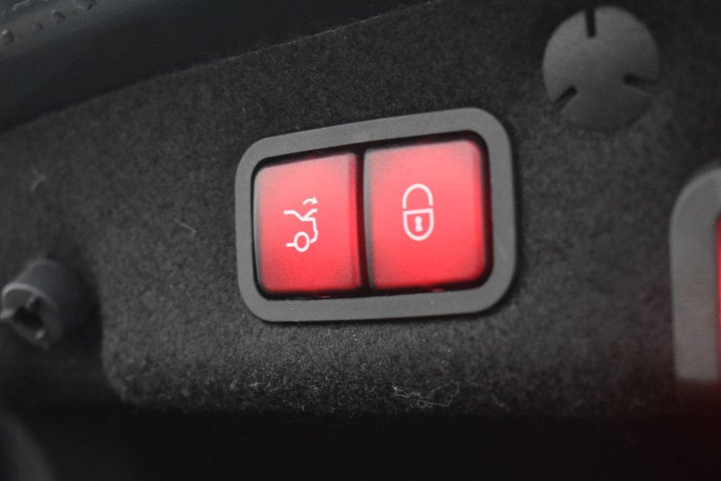 Used Mercedes-Benz C Class 2019 for sale - 77121374: Photo 24