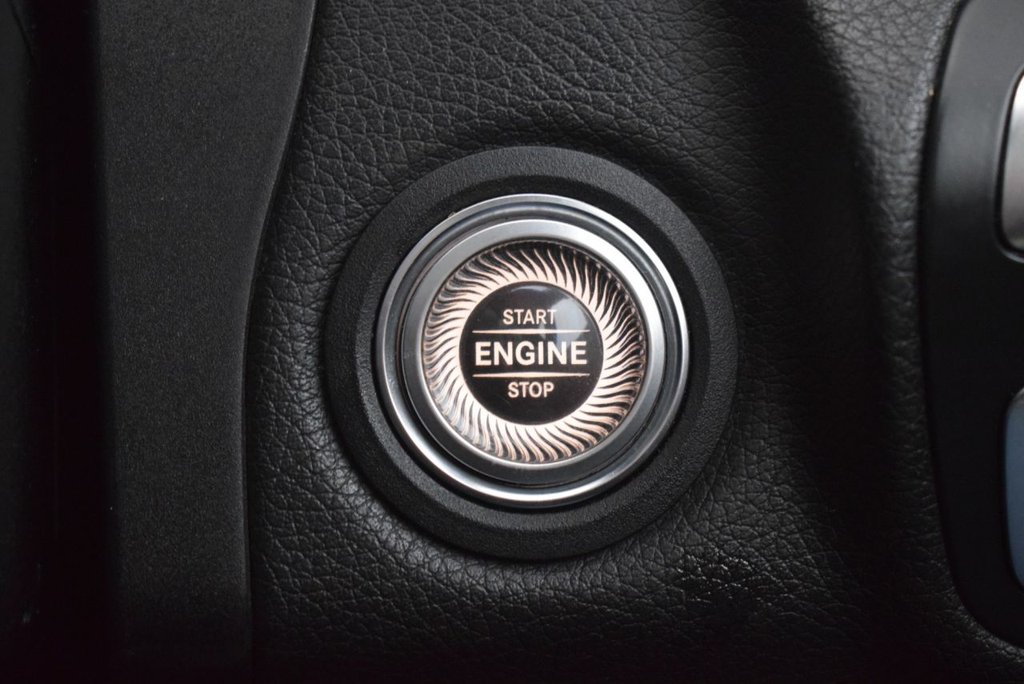 Used Mercedes-Benz C Class 2019 for sale - 77121374: Photo 32