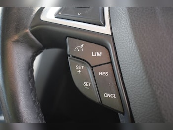 Used Ford Mondeo 2017 for sale - 76118460: Photo 2
