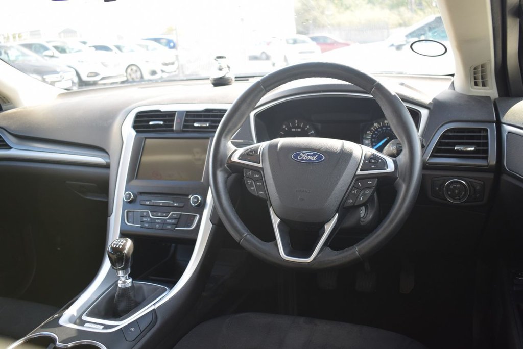 Used Ford Mondeo 2017 for sale - 76118460: Photo 3