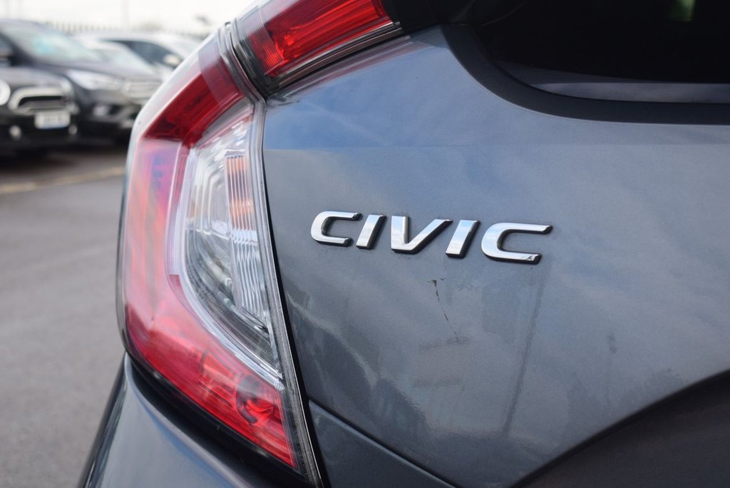 Used Honda Civic 2019 for sale - 76840792: Photo 13