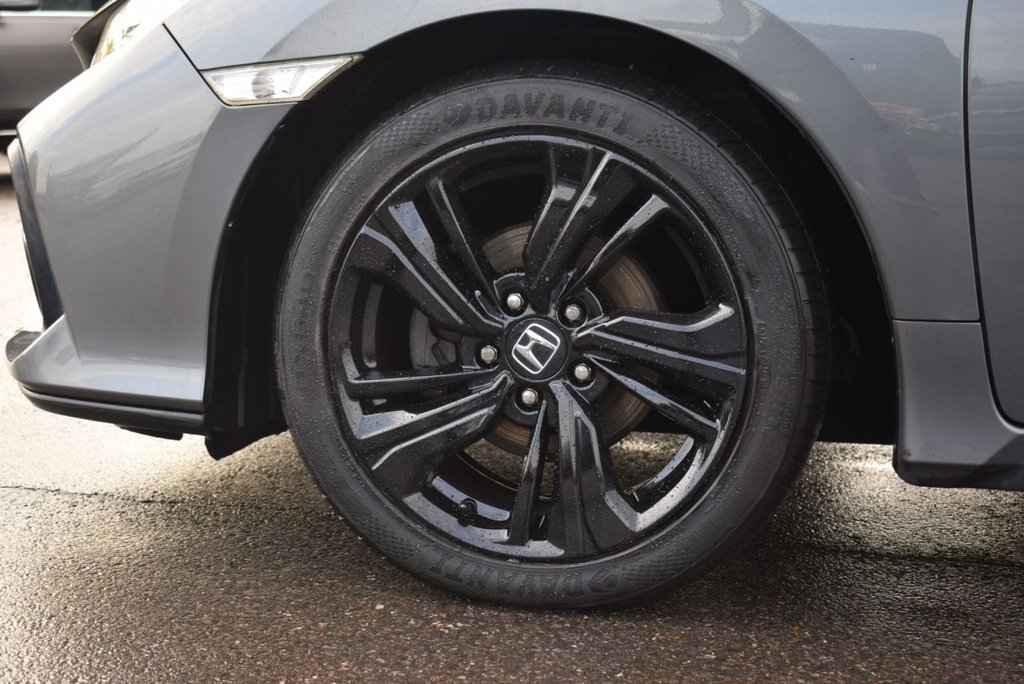 Used Honda Civic 2019 for sale - 76840792: Photo 15