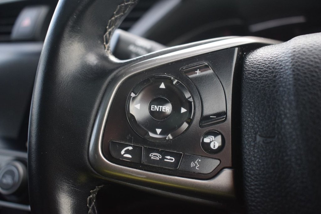 Used Honda Civic 2019 for sale - 76840792: Photo 24