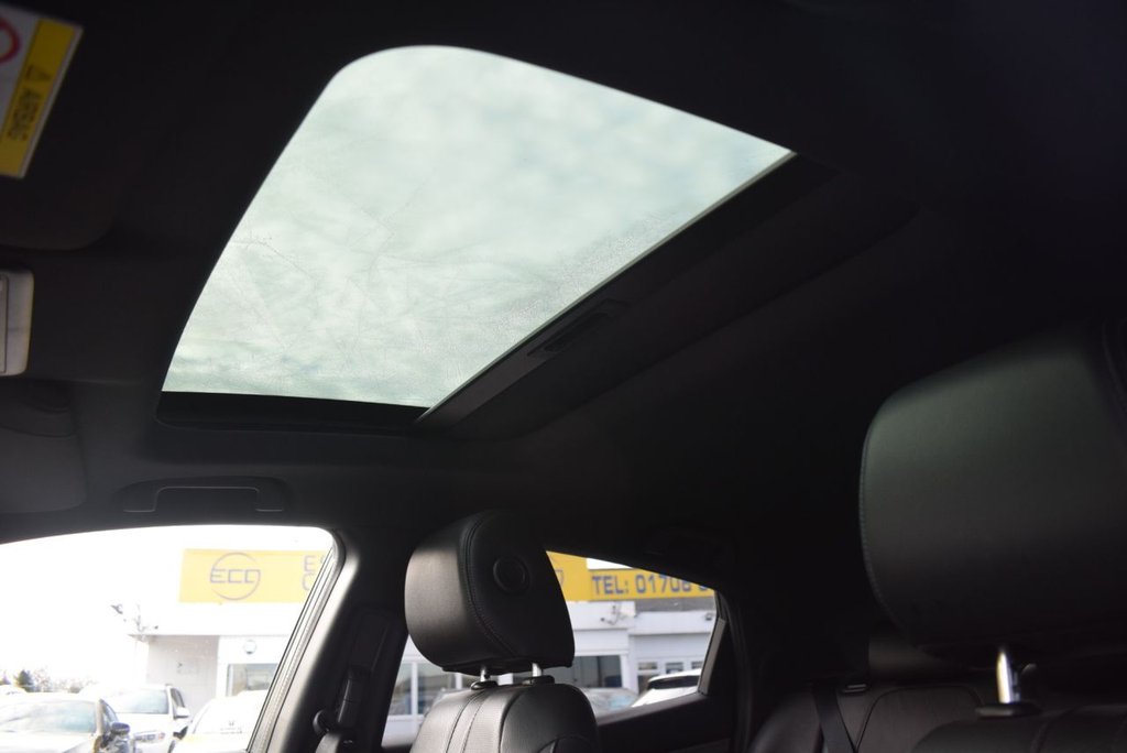 Used Honda Civic 2019 for sale - 76840792: Photo 3