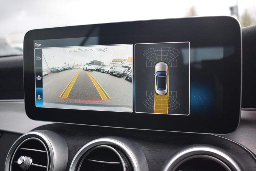 Used Mercedes-Benz C Class 2020 for sale - 77534402: Photo 2