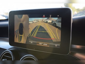 Used Mercedes-Benz GLC 2017 for sale - 76395656: Photo