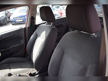 Used Ford Fiesta 2015 for sale - 75642313: Photo