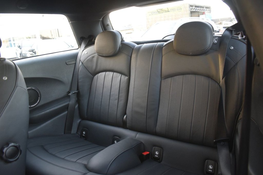 Used MINI Hatch 2019 for sale - 76900379: Photo 19