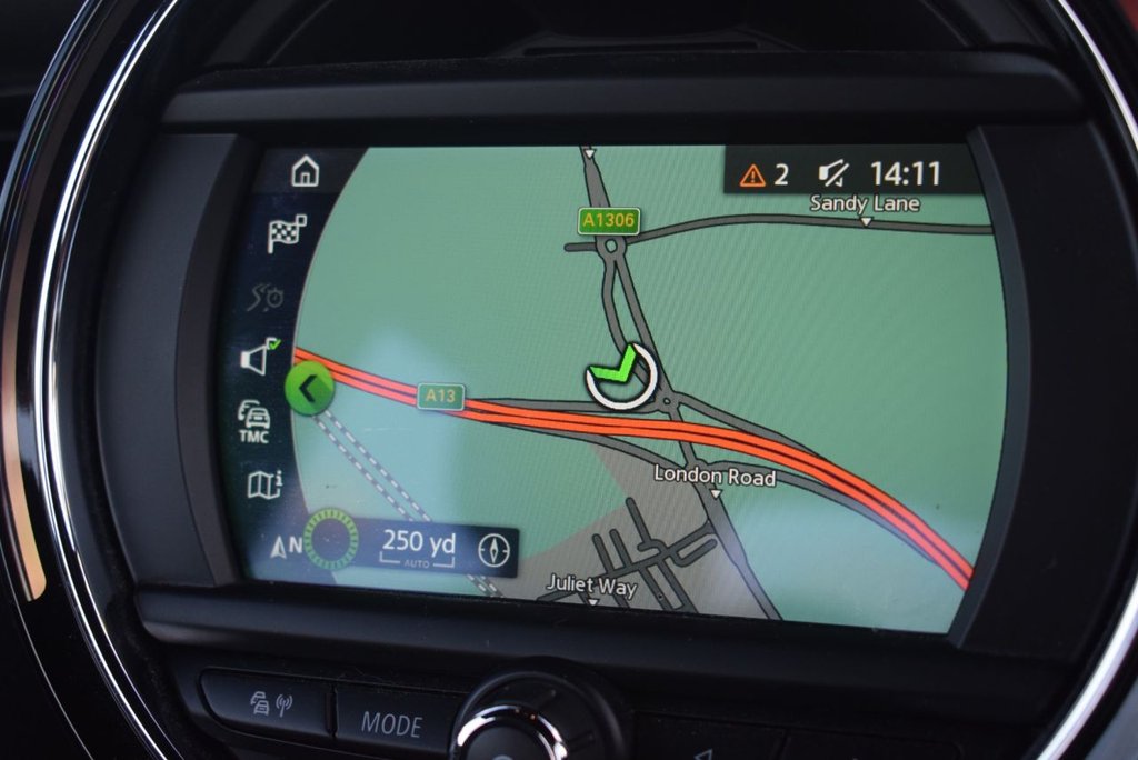 Used MINI Hatch 2019 for sale - 76900379: Photo 2