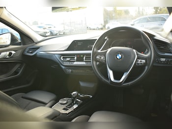 Used BMW 1 Series 2020 for sale - 76962080: Photo
