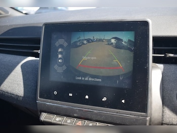 Used Renault Clio 2023 for sale - 78738613: Photo