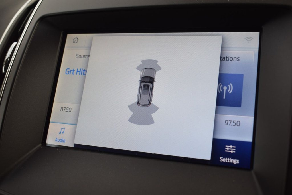 Used Ford Galaxy 2022 for sale - 76496902: Photo 2