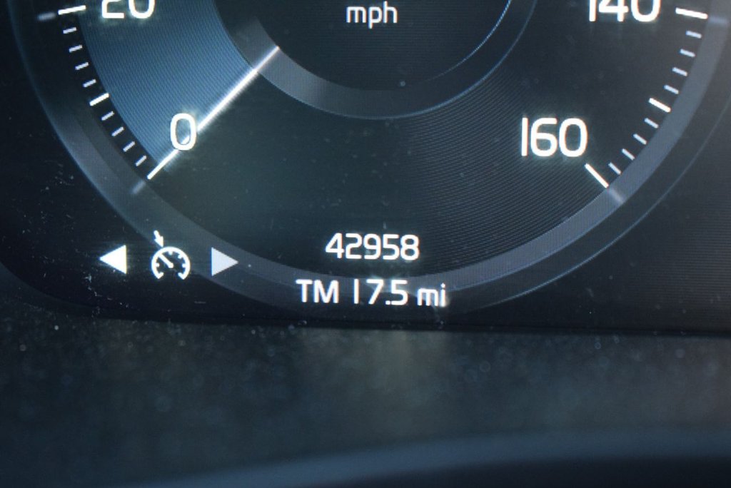 Used Volvo XC40 2021 for sale - 78172377: Photo 27