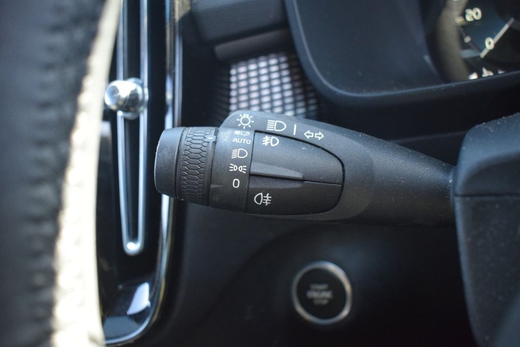 Used Volvo XC40 2021 for sale - 78172377: Photo 29