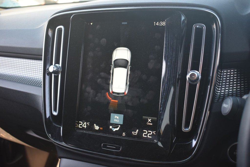 Used Volvo XC40 2021 for sale - 78172377: Photo 4