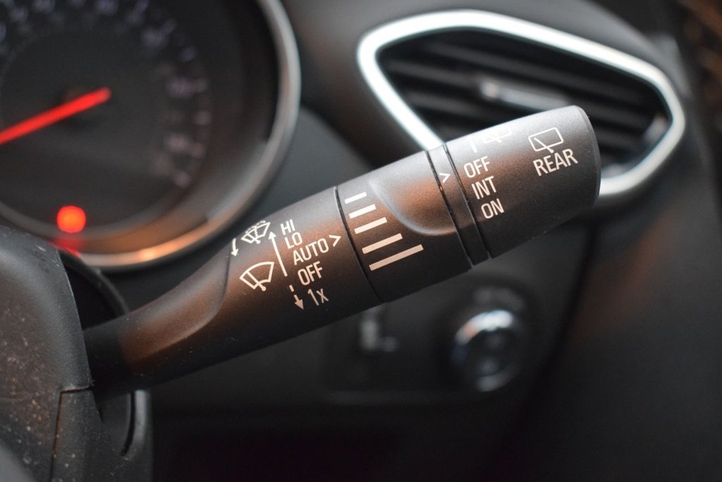 Used Vauxhall Crossland 2022 for sale - 76986239: Photo 30