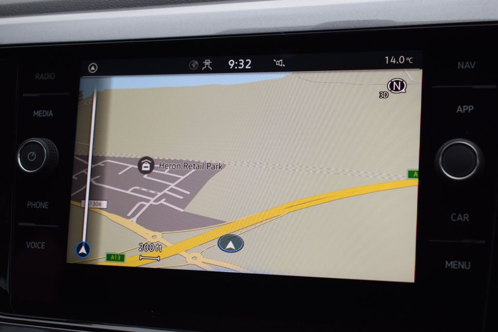 Used Volkswagen Polo 2021 for sale - 76509593: Photo 2