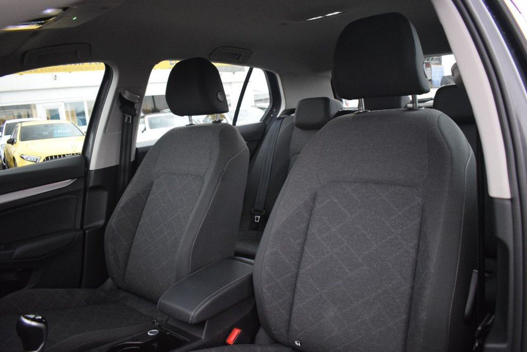 Used Volkswagen Golf 2023 for sale - 76962541: Photo 21