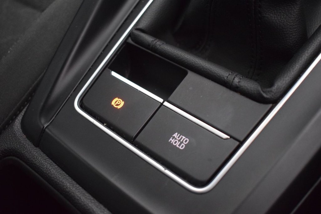 Used Volkswagen Golf 2023 for sale - 76962541: Photo 34