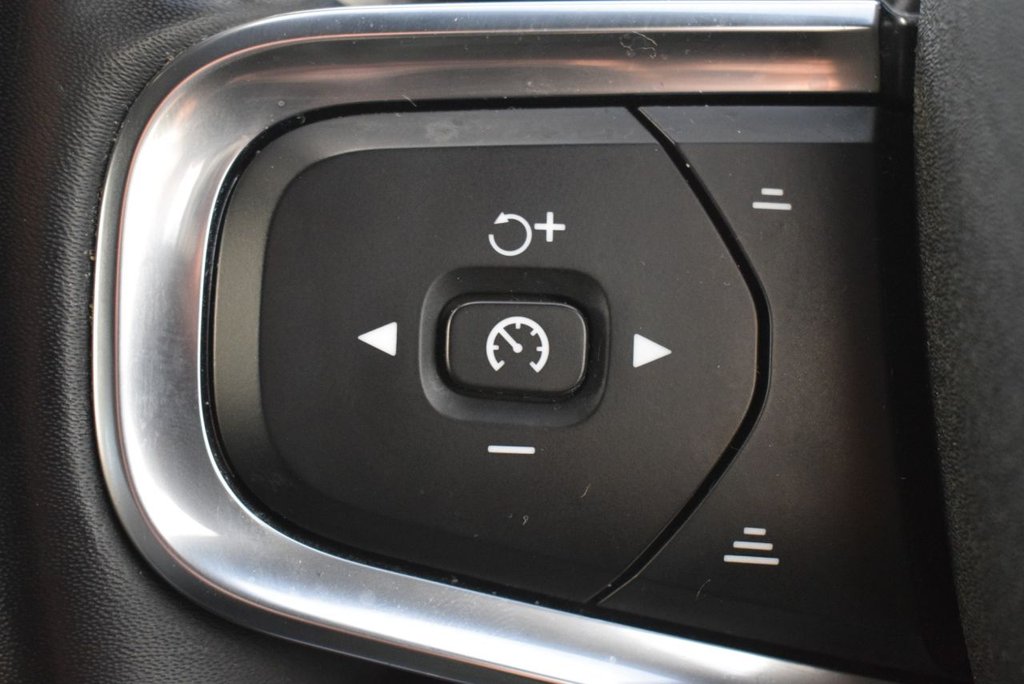 Used Volvo XC40 2024 for sale - 76821112: Photo 22