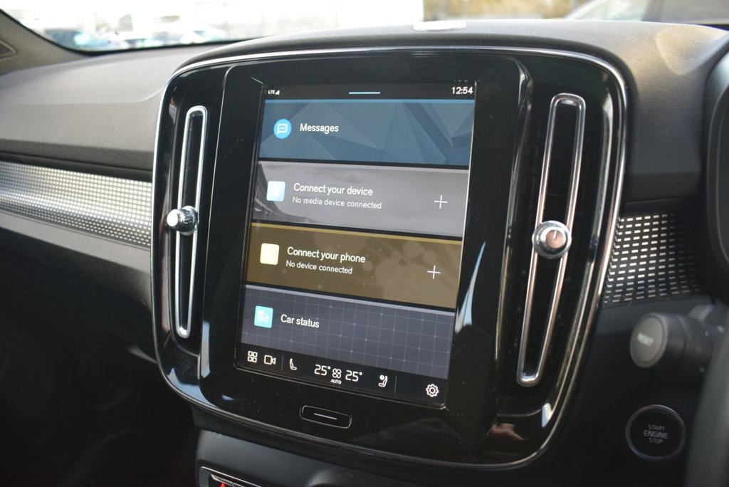 Used Volvo XC40 2024 for sale - 76821112: Photo 24