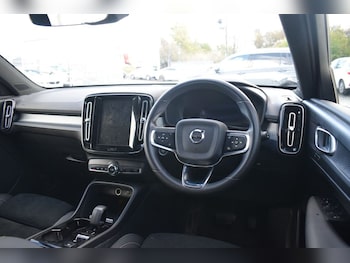 Used Volvo XC40 2024 for sale - 76821112: Photo