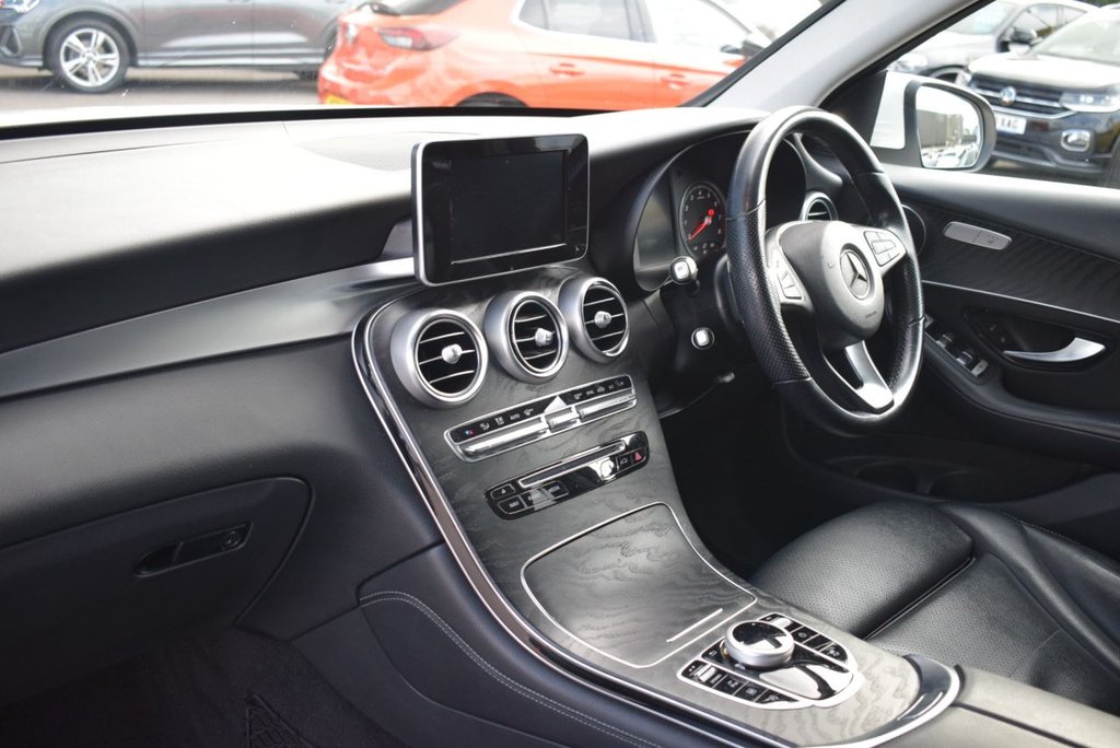 Used Mercedes-Benz GLC 2018 for sale - 76356588: Photo 22