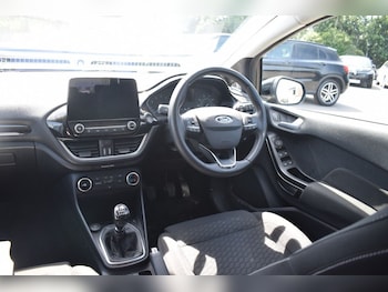 Used Ford Fiesta 2022 for sale - 79114213: Photo