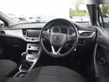 Used Vauxhall Astra 2018 for sale - 79675321: Photo