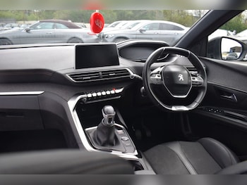 Used Peugeot 5008 2020 for sale - 78172509: Photo