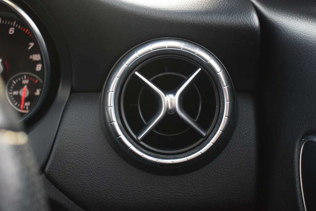 Used Mercedes-Benz CLA 2019 for sale - 77059712: Photo 32