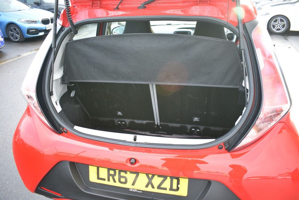 Used Toyota AYGO 2017 for sale - 77027080: Photo 16