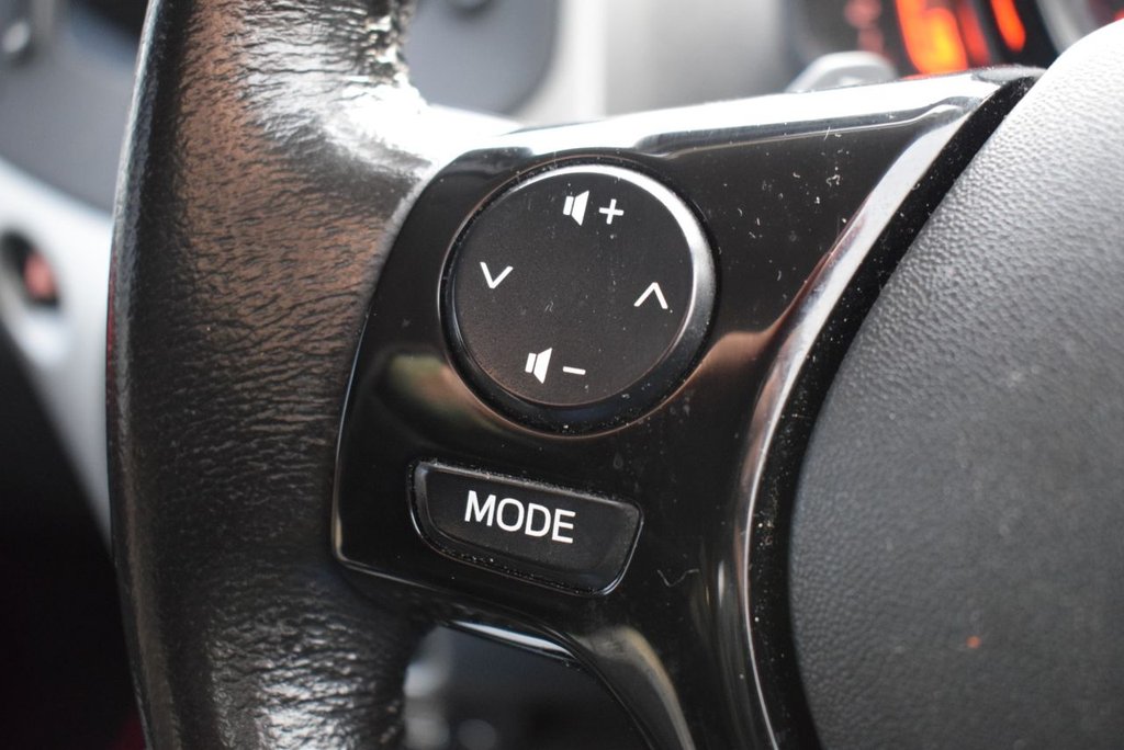 Used Toyota AYGO 2017 for sale - 77027080: Photo 24