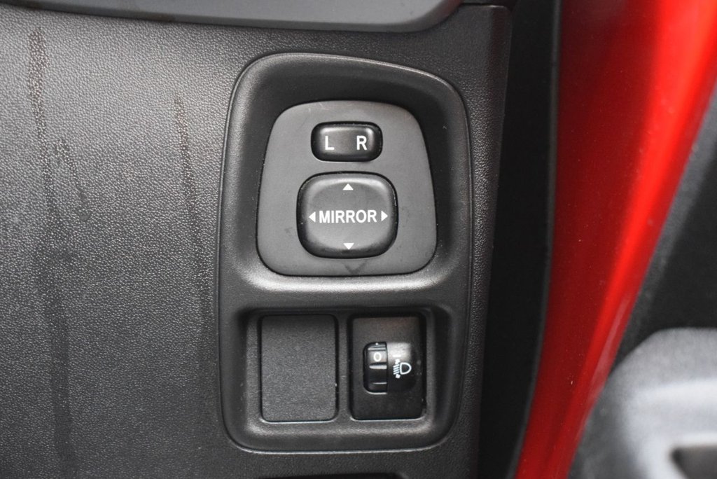 Used Toyota AYGO 2017 for sale - 77027080: Photo 25