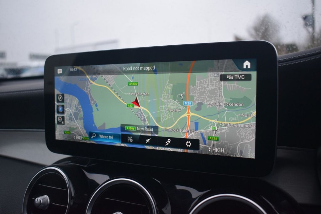 Used Mercedes-Benz GLC 2021 for sale - 77557682: Photo 2