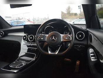 Used Mercedes-Benz GLC 2021 for sale - 77557682: Photo