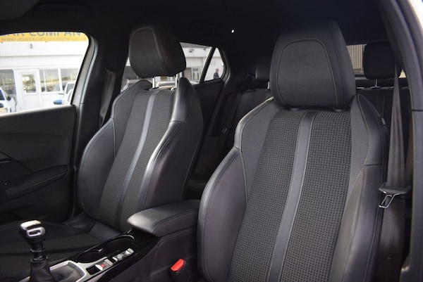 Used Peugeot 2008 2020 for sale - 76223677: Photo 16