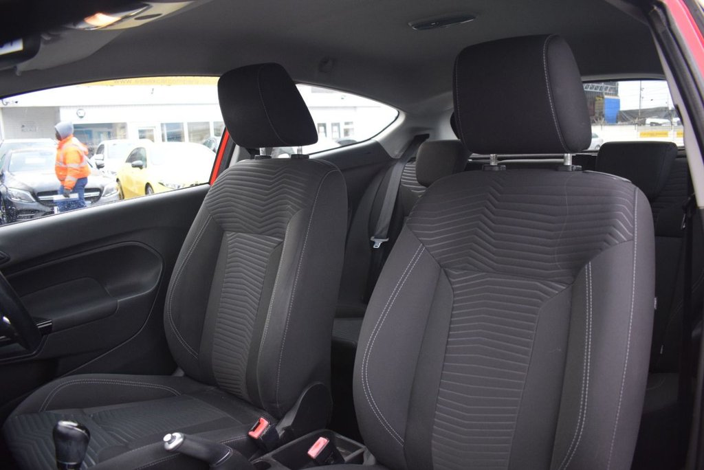 Used Ford Fiesta 2014 for sale - 76725065: Photo 2