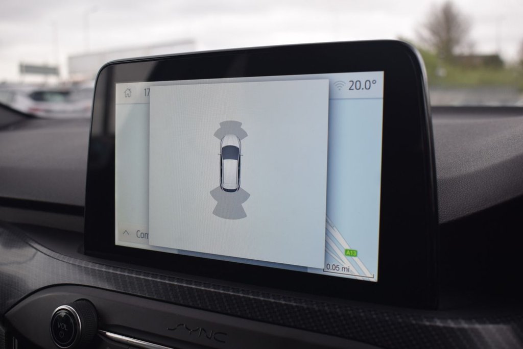 Used Ford Focus 2018 for sale - 78044335: Photo 2