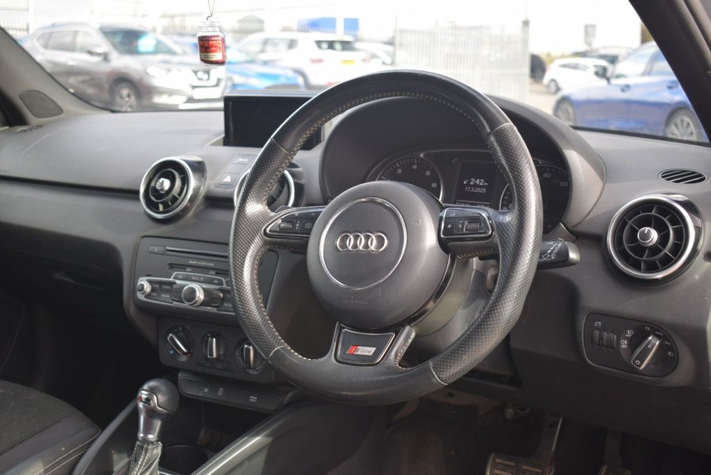Used Audi A1 2017 for sale - 77302065: Photo 2