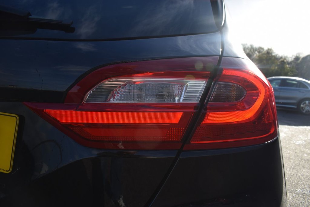 Used Ford Fiesta 2018 for sale - 76582509: Photo 19