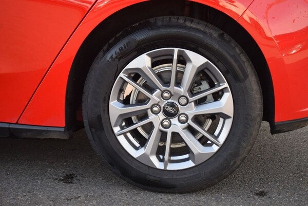 Used Ford Focus 2023 for sale - 75176061: Photo 16
